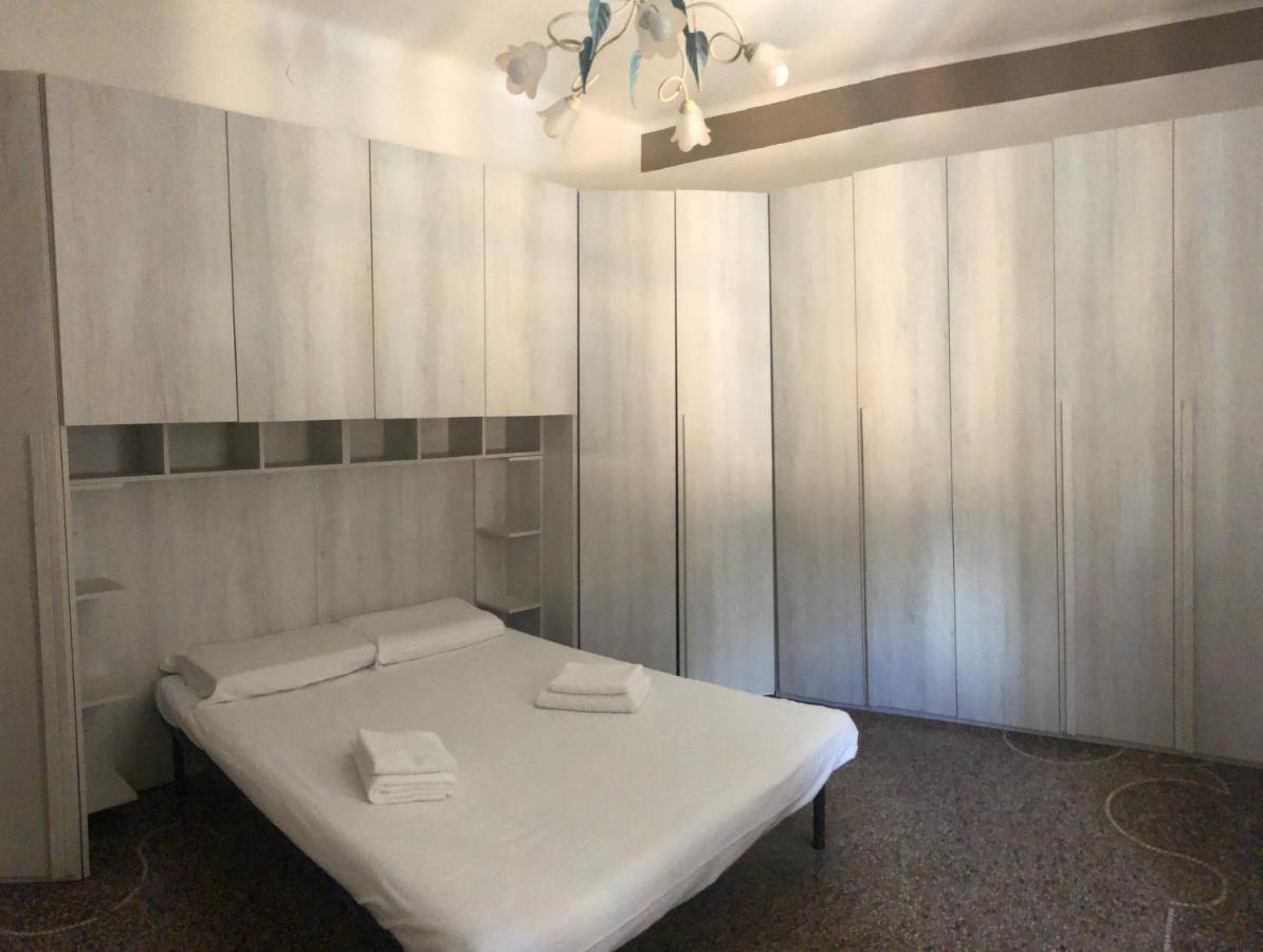 ホテル Casa Genova エクステリア 写真