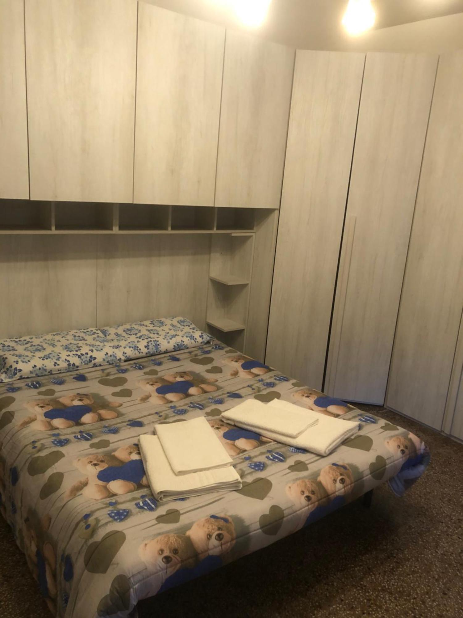 ホテル Casa Genova エクステリア 写真