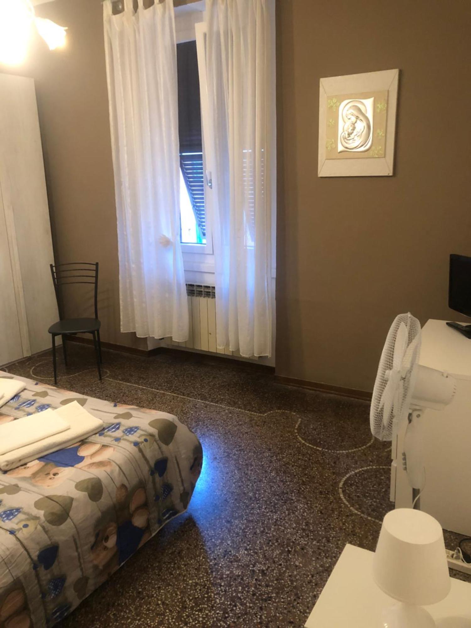 ホテル Casa Genova エクステリア 写真